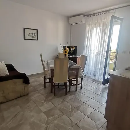 Petrica * מאלינסקה