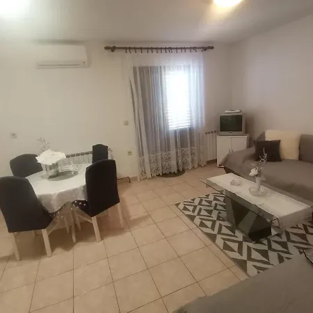 Petrica Apartman Malinska